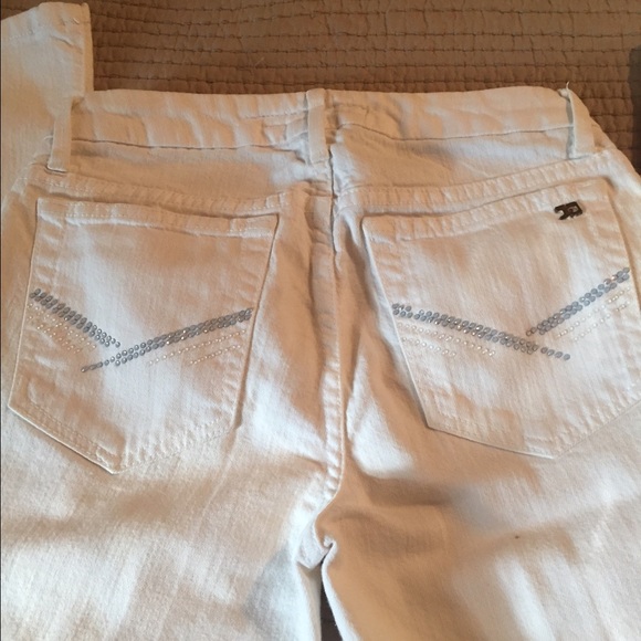 EUC Rhinestone sz 26 Joe's white "Honey"fit jeans