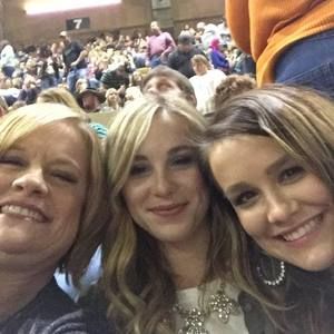 Meet your Posher, Vicki