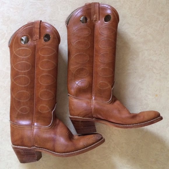 FINAL REDUCTION! ACME COWBOY LEATHER BOOTS SIZE 6!