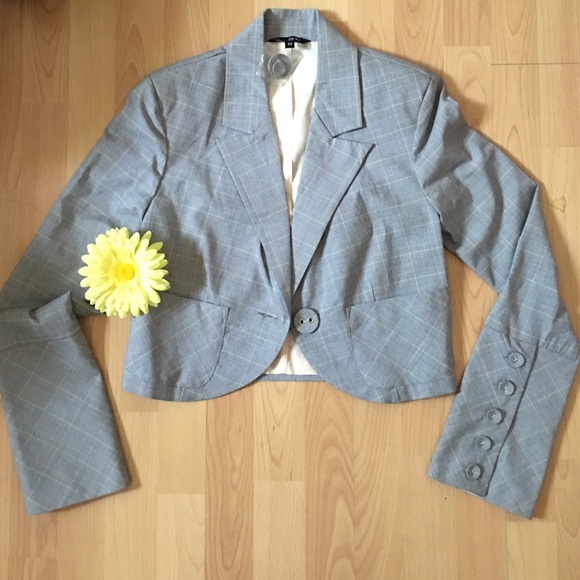 Crop top blazer