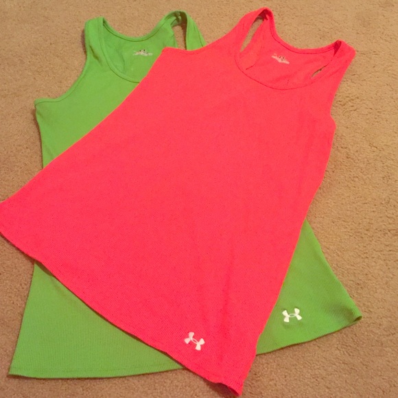 Under Armour tanks