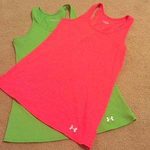 Under Armour tanks