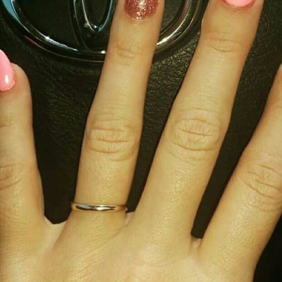 10k Rose Gold Wedding Band