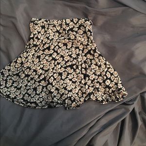 Brandy Melville skirt!!