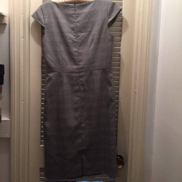 ❌SOLD in Bundle Calvin Klein Shift Dress - Picture 2 of 4