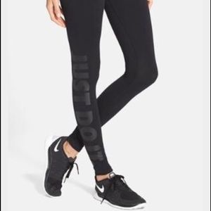 Cute leggings for working out 😊💜