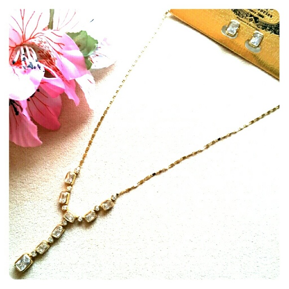 Necklace and Earing