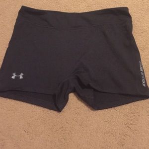 Under Armour 4" compression shorts