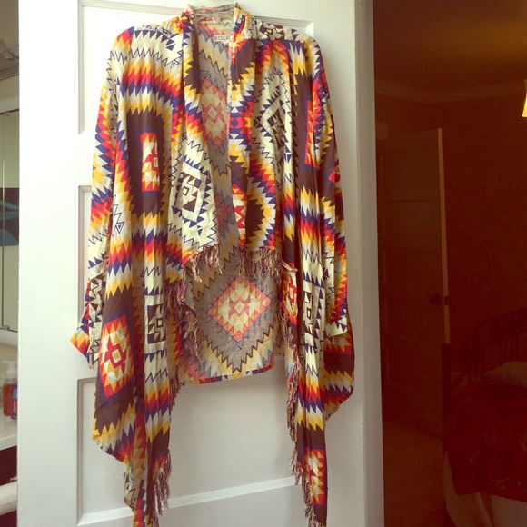 Billabong Tribal Print Kimono