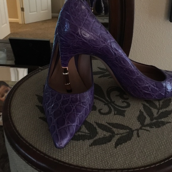 1 h SALE!!!Spectacular Gucci heels!!!🤑🤑🤑