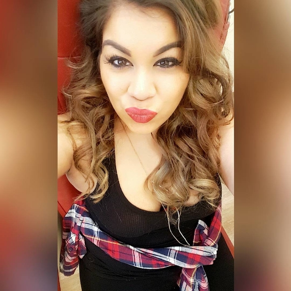 Meet your Posher, Jessica