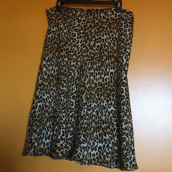 Awesome Michael Kors  leopard print skirt