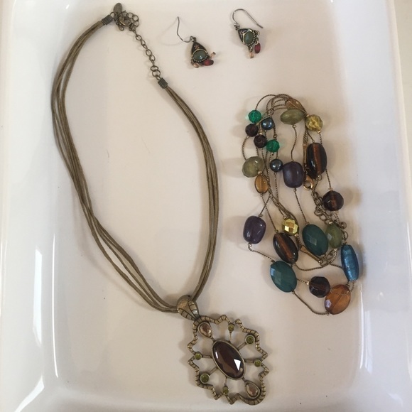 SALE!!Lia  Sophia jewelry bundle