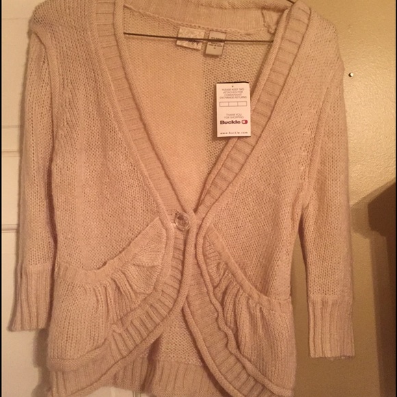 Buckle Cardigan