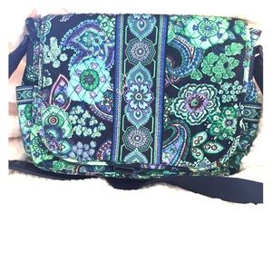 Vera Bradley messenger bag