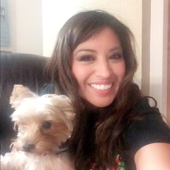 Meet your Posher, Crystal