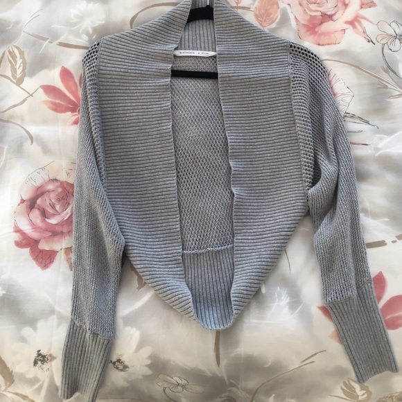 Athleta cropped grey sweater