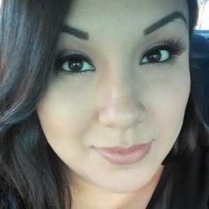 Meet your Posher, Liliana