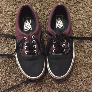 Mens black and maroon vans