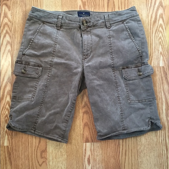 American Eagle Bermuda shorts