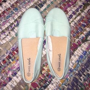 Mint toms