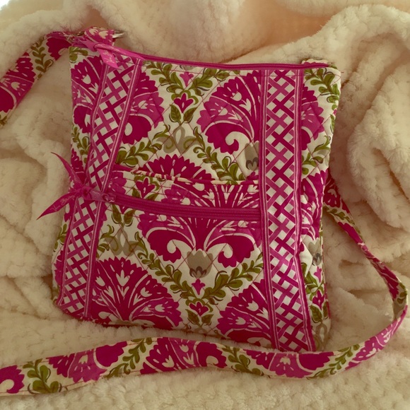 Vera Bradley cross body purse
