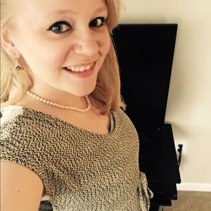 Meet your Posher, Jennifer