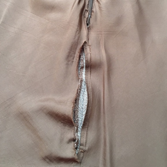 Banana Republic brown wool skirt! - Picture 3 of 4