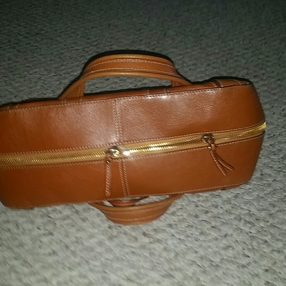 Tan Marc Jacobs - Picture 3 of 3