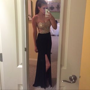 Prom dress for sale (worn once)