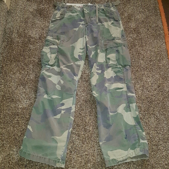 Camo Abercrombie Cargo pants!! LOVE these! 4