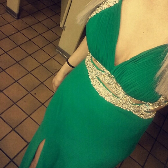 Jasz couture emerald Green prom dress - Picture 3 of 3