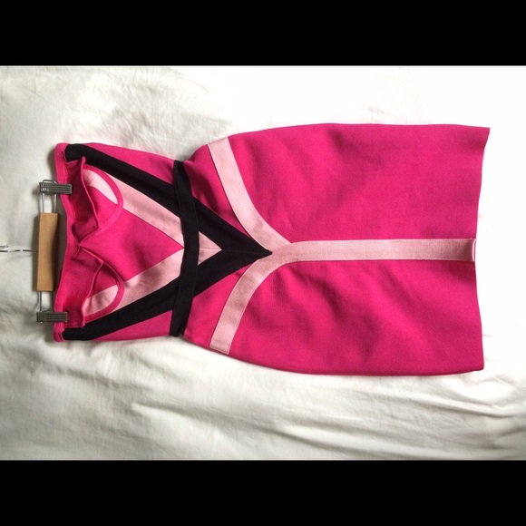 ❌Sold❌ Hot pink strapless dress