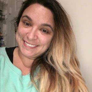 Meet your Posher, Nicole