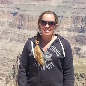 Meet your Posher, Christina