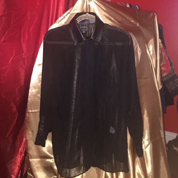 Civil leather collared blouse