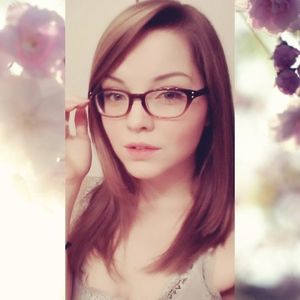 Meet your Posher, Hilery