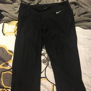 Nike cropped leggings