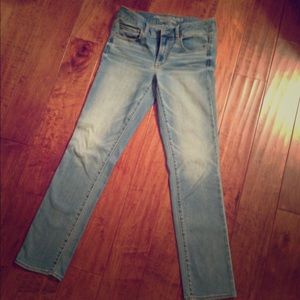 American Eagle Straight Jeans
