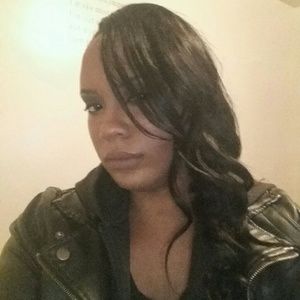 Meet your Posher, Tomika