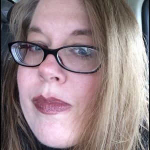 Meet your Posher, Christal