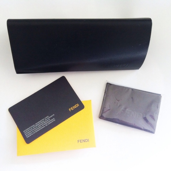 Fendi Women's Black and Silver Sunglasses - Picture 4 of 4