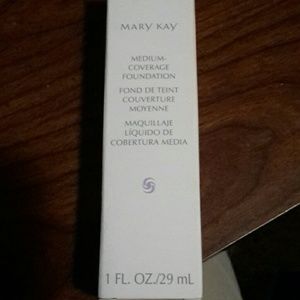 Marykay medium coverage foundation