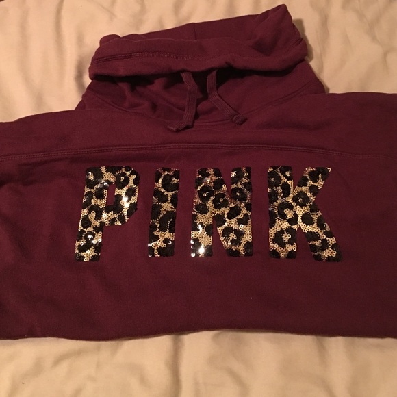 Gently used size SM. PINK burgundy/leopard hoodie