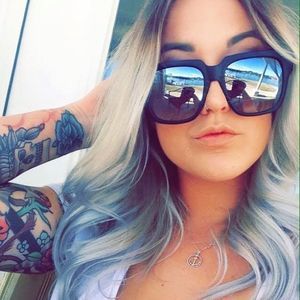 Meet your Posher, Haley