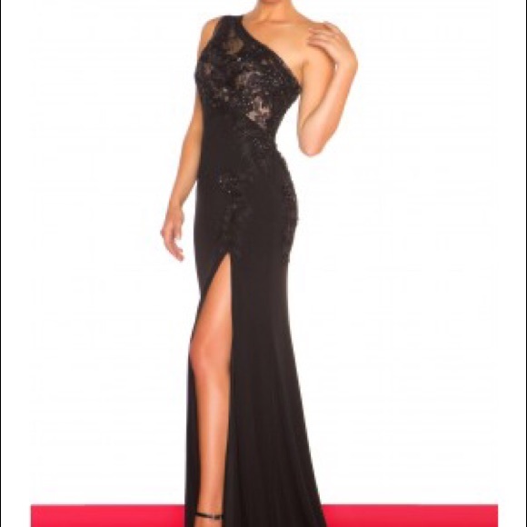 NEVER WORN!! Black prom dress