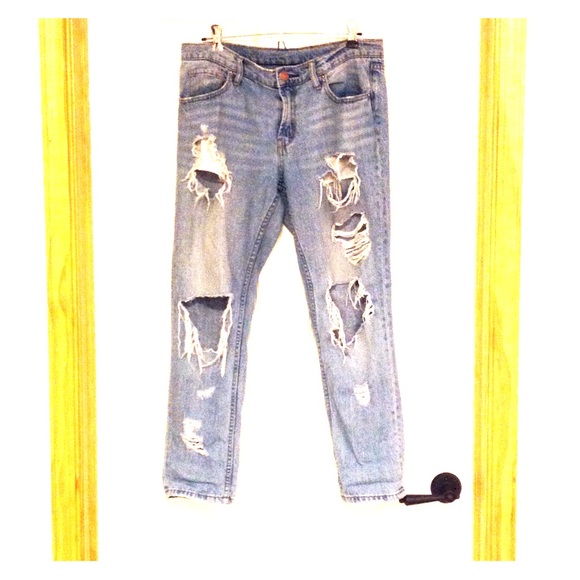 BDG Slim Boyfriend Fit Ripped 29W Jeans