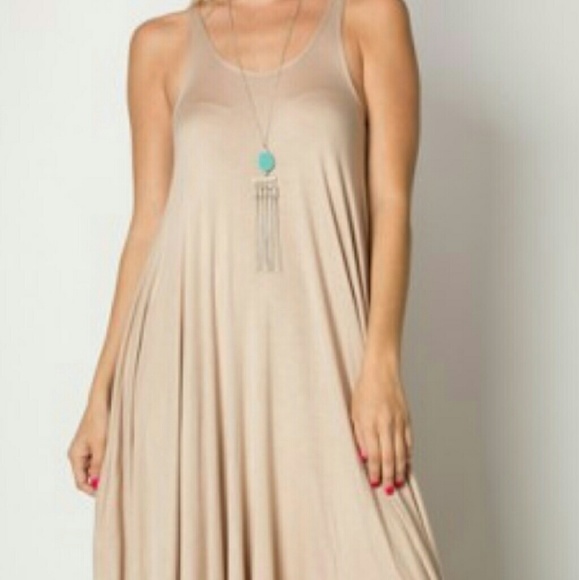 Sleeveless Harlem dress (taupe) - Picture 2 of 4