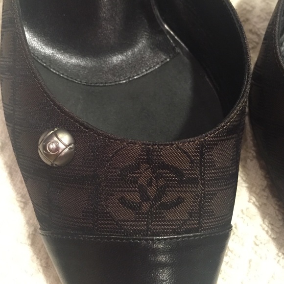 Chanel mules - Picture 2 of 7