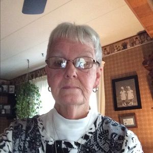 Meet your Posher, Carolyn